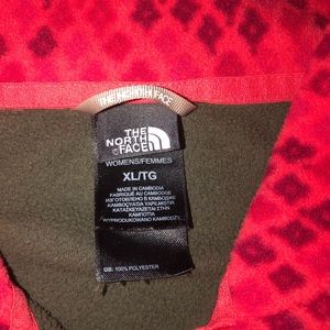 The North Face 1/4 Zip Pullover Olive green